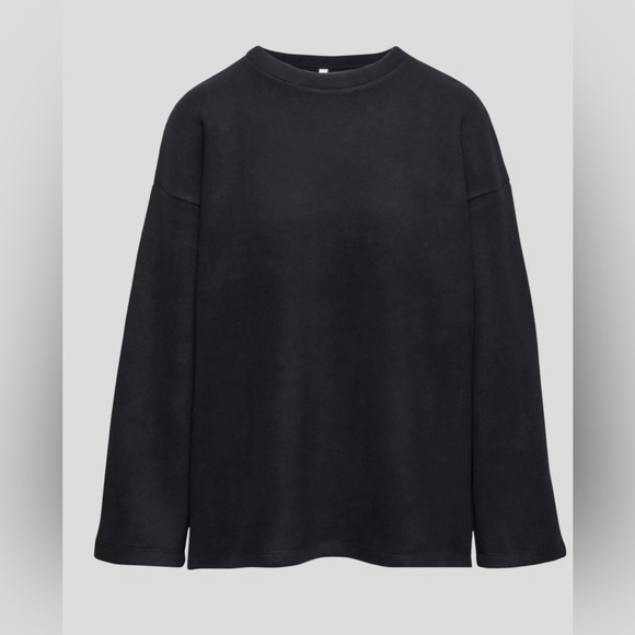 Aritzia Sweaters - ARITZIA THE GROUP BABATON NWTs Atticus crewneck sweater black size 2 (medium)